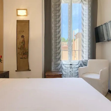 Per Uso Turistico D'ambrosio Antonella Gli Scipioni 53 * Roma